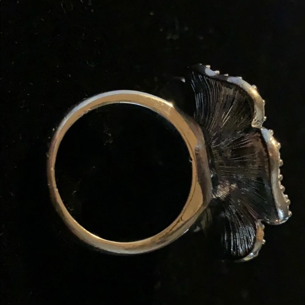Lia Sophia Sz 9 Black, Silver, Rhinestone Ring